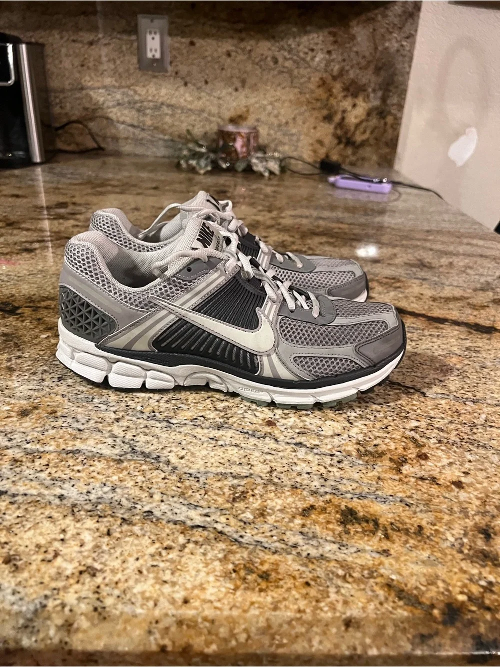 Nike Women's Gray and Black Running Sneakers